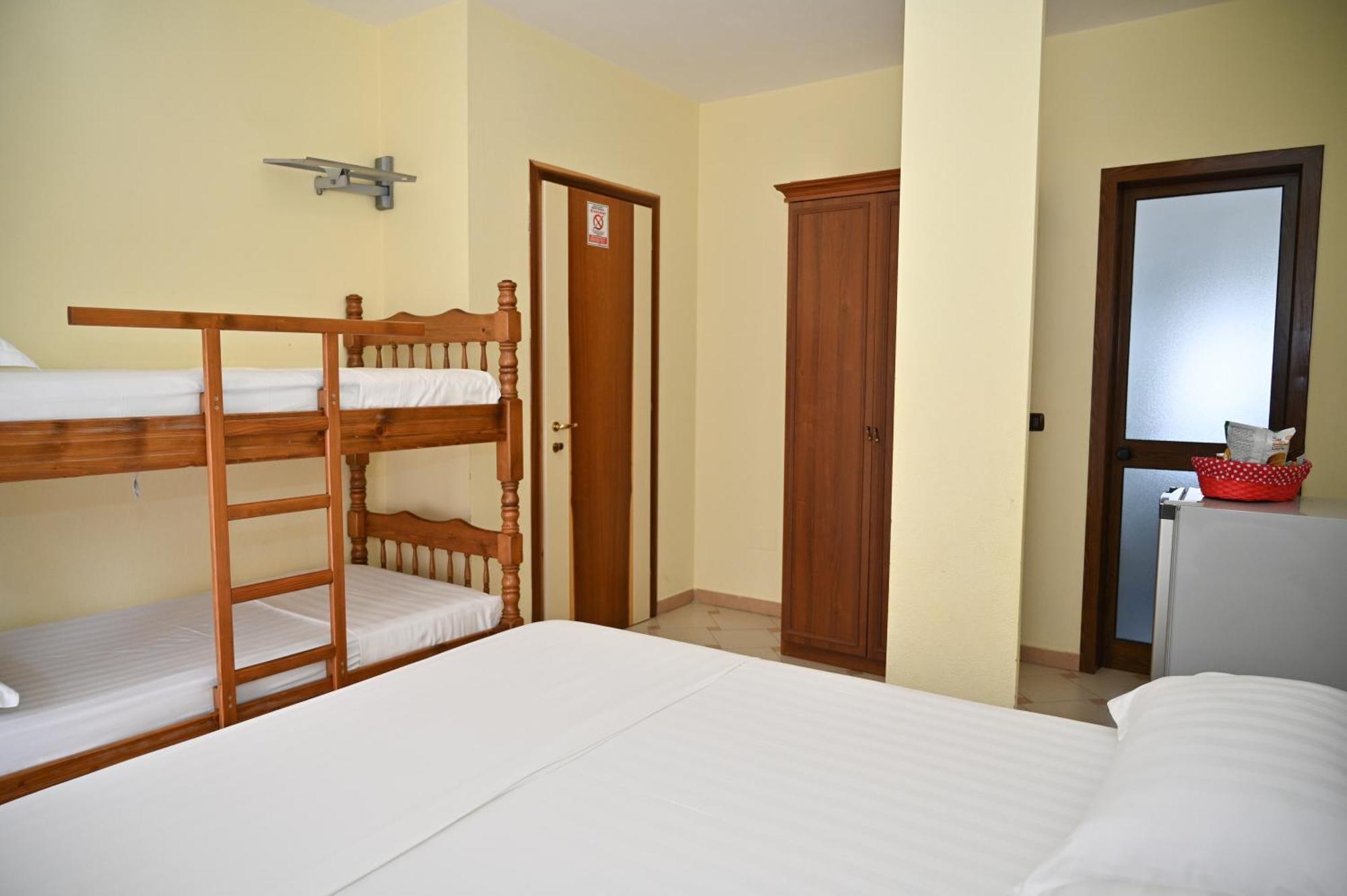 Hotel Vila Emes Durres Bilik gambar