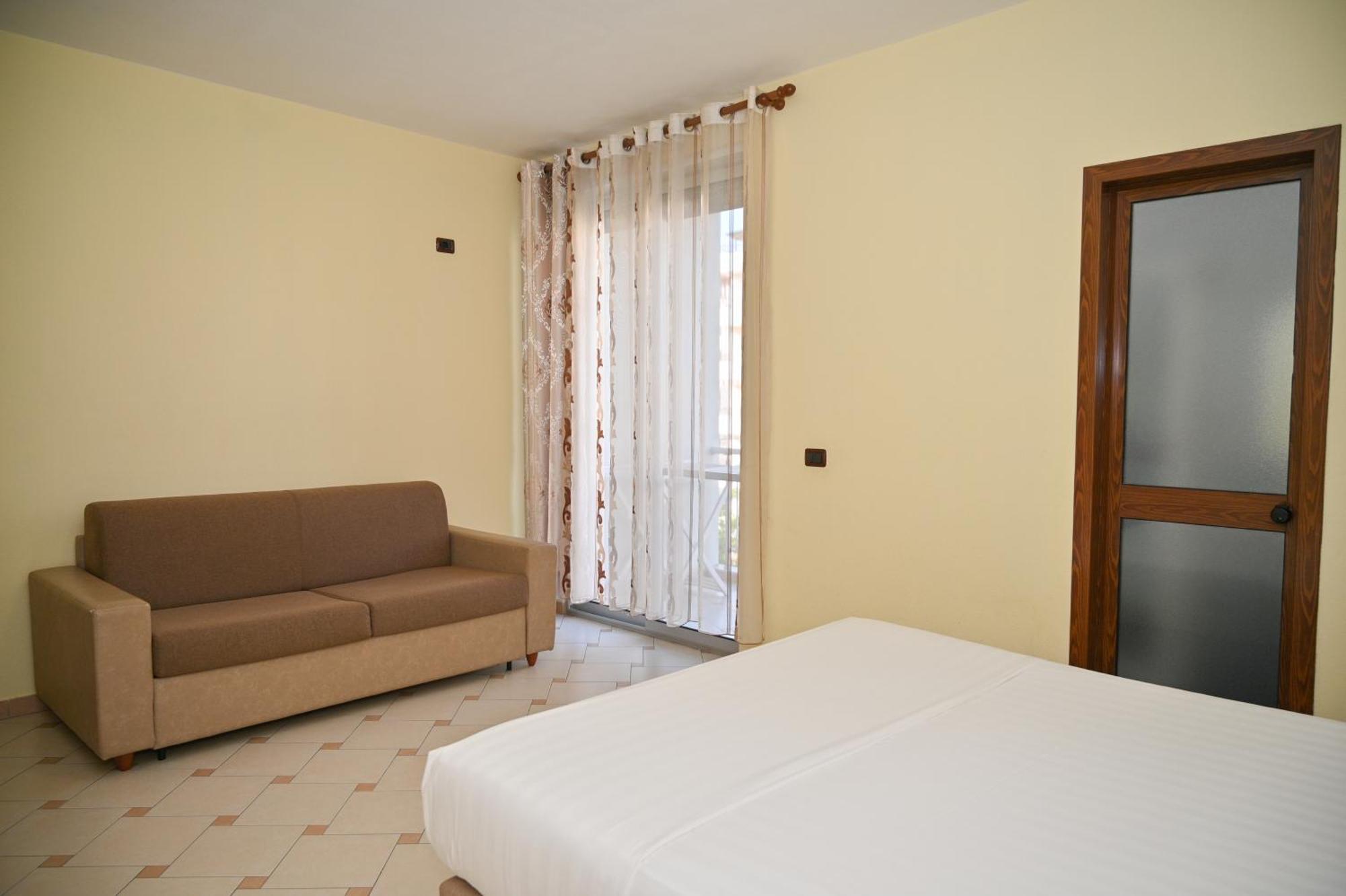 Hotel Vila Emes Durres Bilik gambar