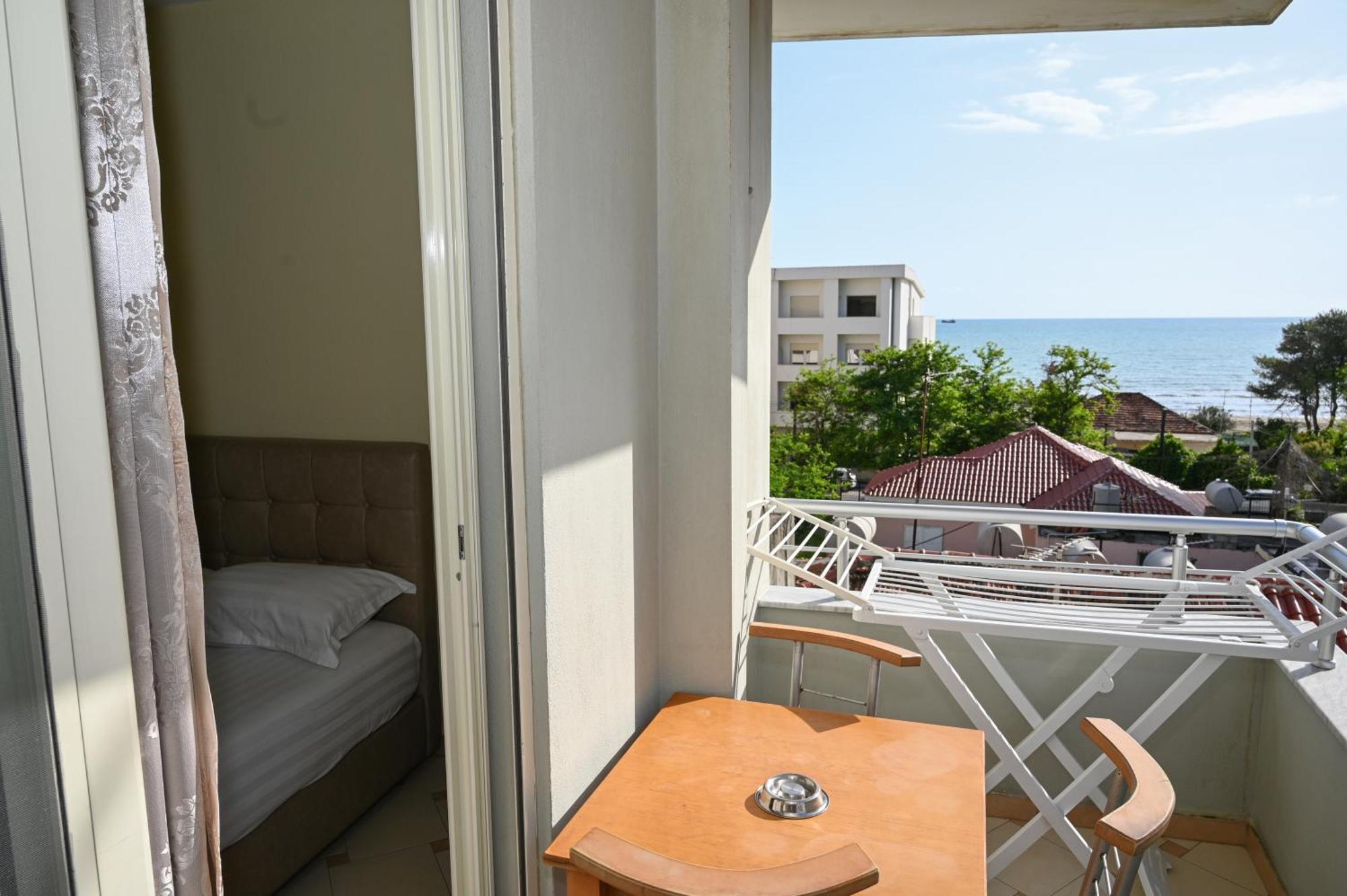Hotel Vila Emes Durres Bilik gambar