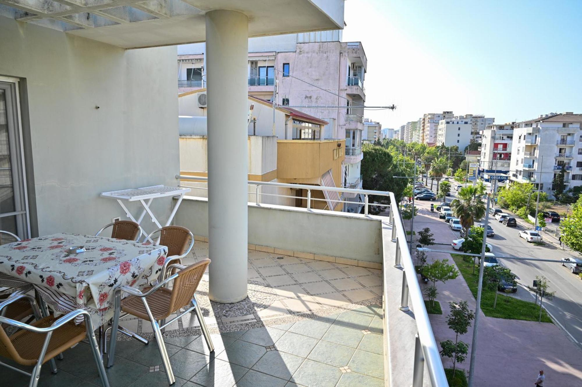 Hotel Vila Emes Durres Luaran gambar
