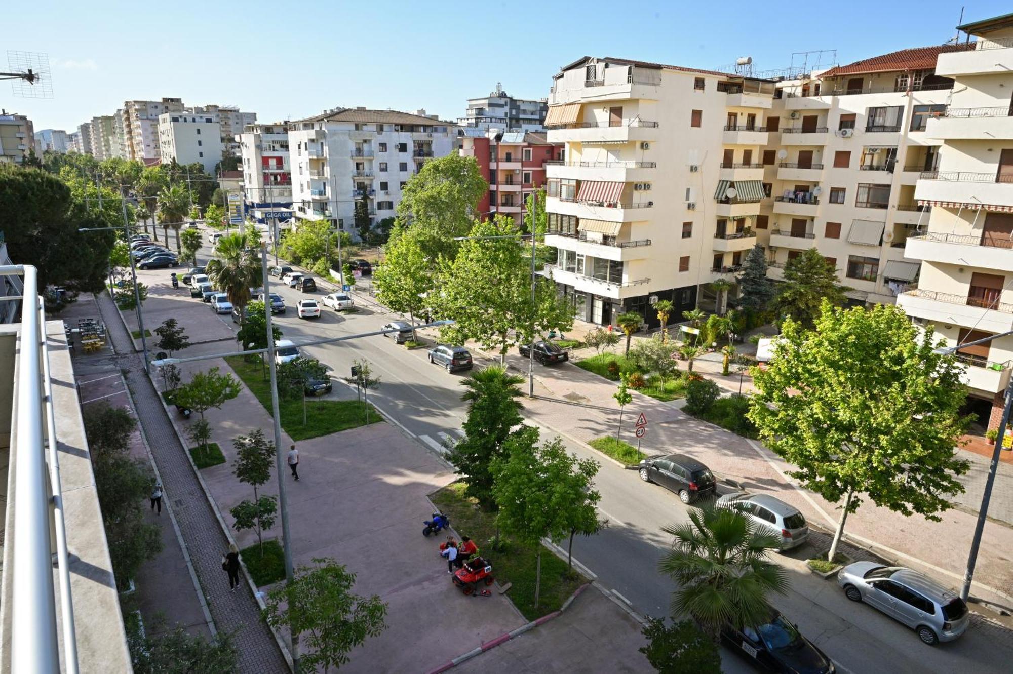 Hotel Vila Emes Durres Luaran gambar