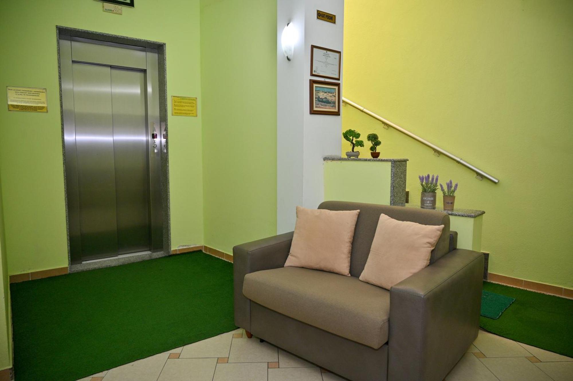 Hotel Vila Emes Durres Luaran gambar