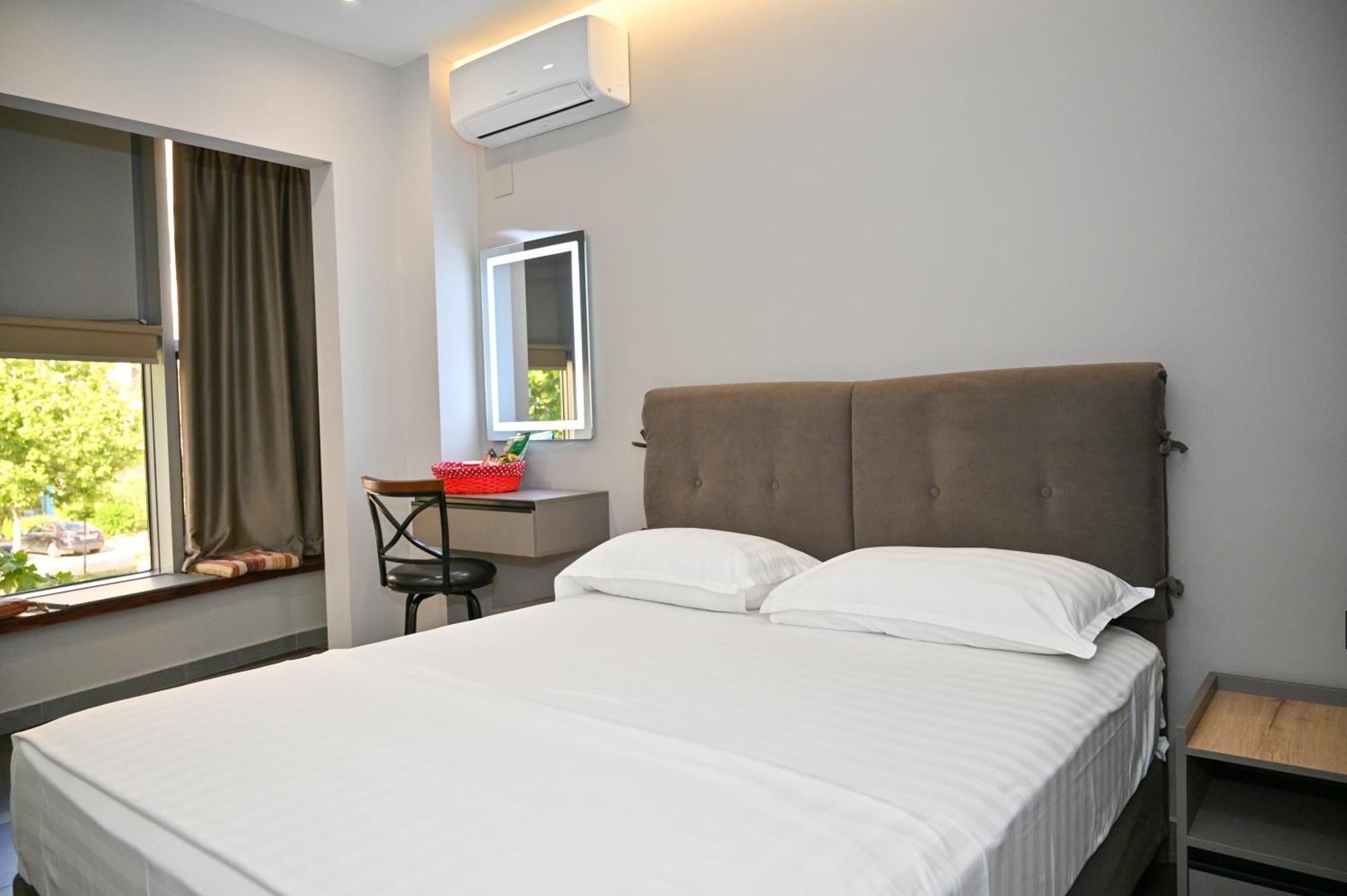 Hotel Vila Emes Durres Luaran gambar